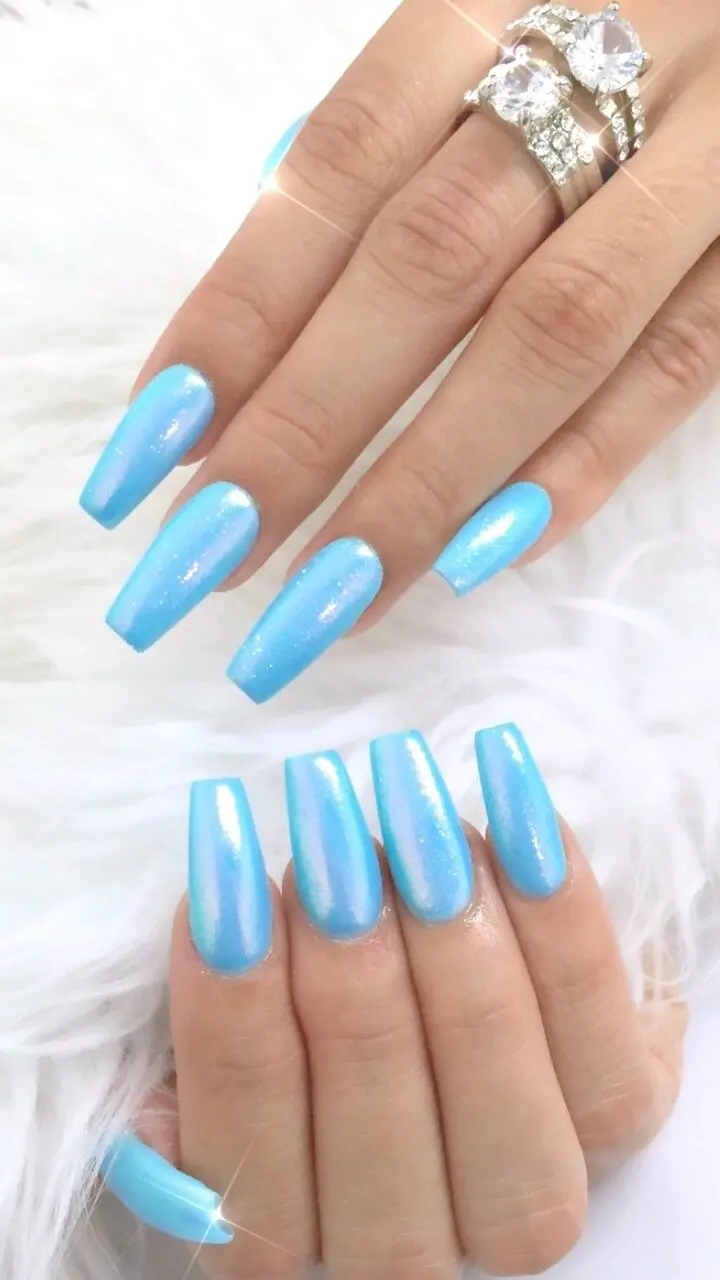 Blue shiny nail art photo for classy women