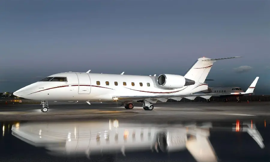 Photo of a luxurious and beautiful private jet