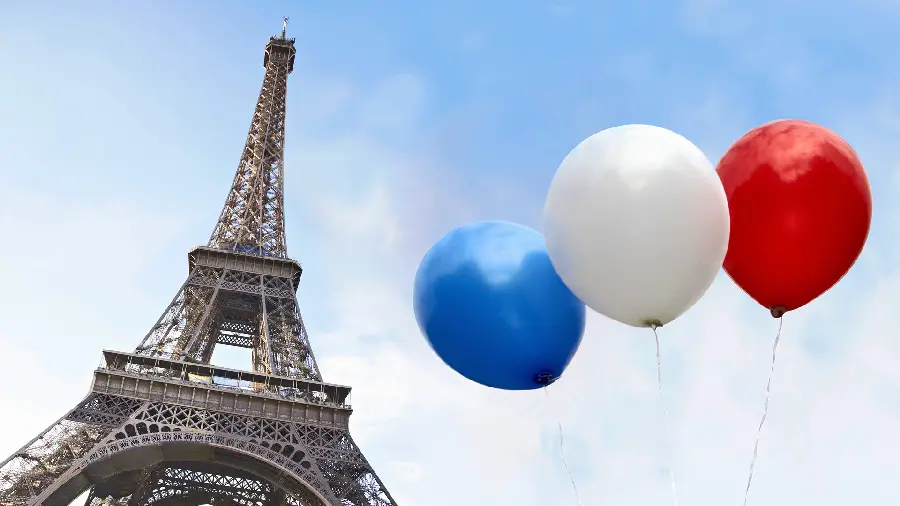 A lovely picture of the Eiffel Tower in France, suitable for posts and stories