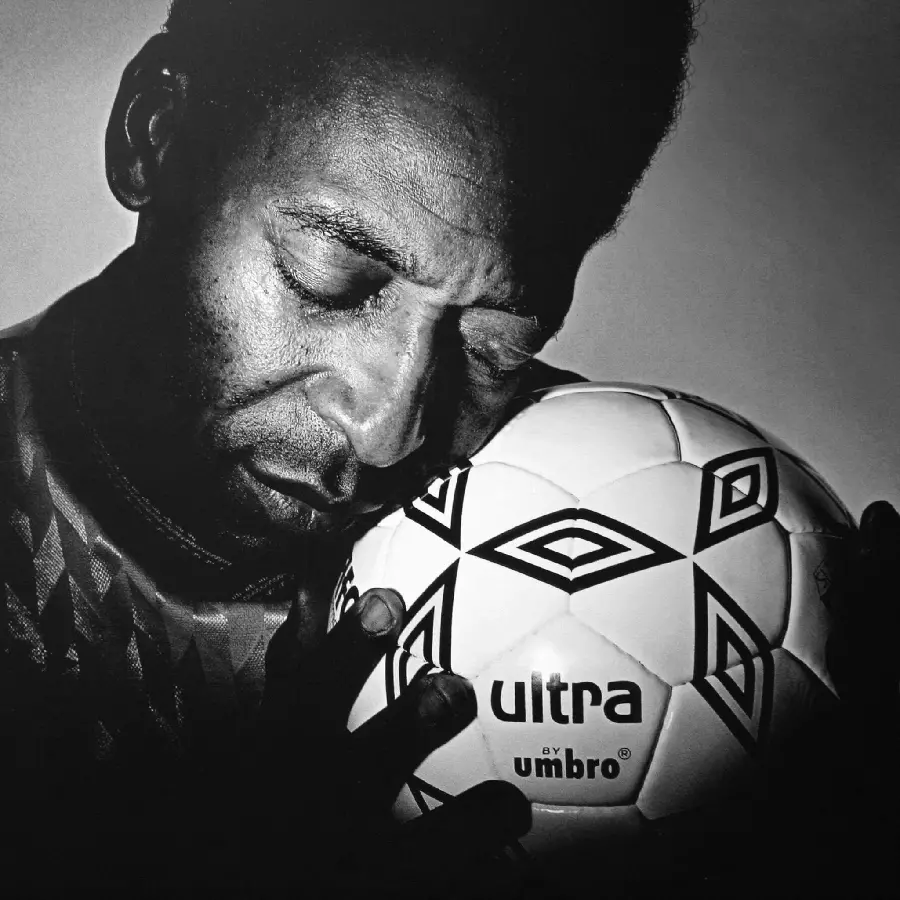 Black and white photo of Pele for profile
