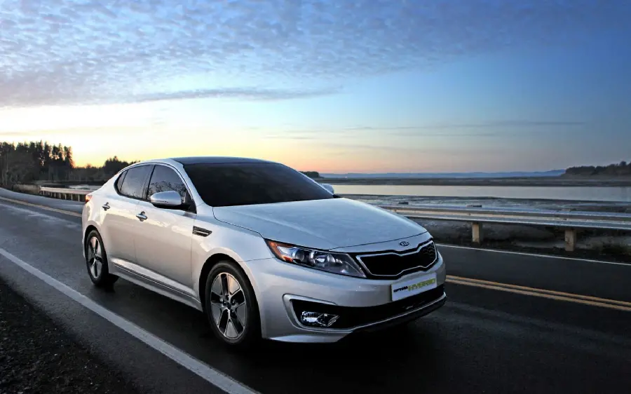 Photo of Kia Optima Sedan 