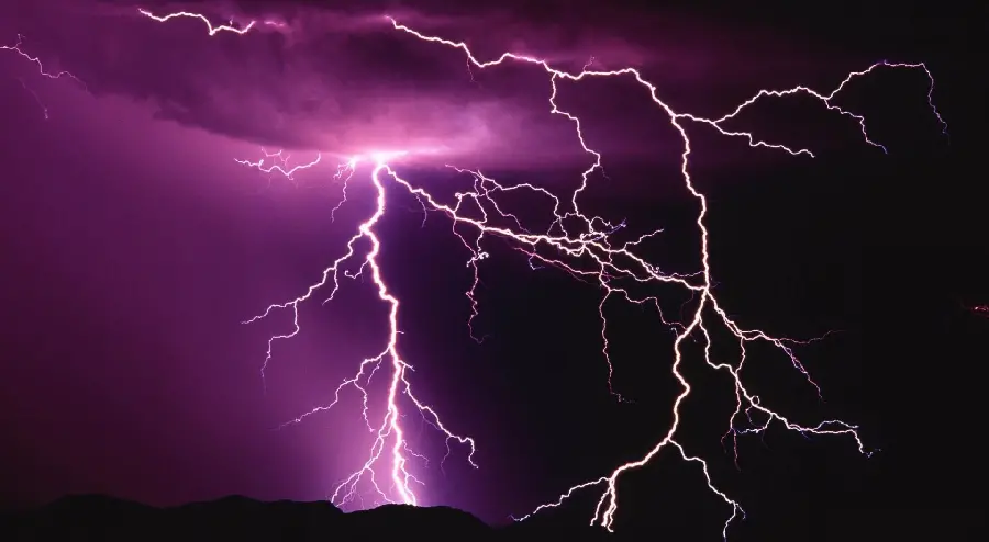 Beautiful image of the sky getting angry in very good quality