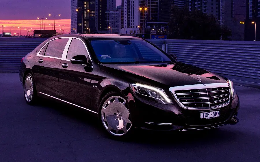 Unique Photo of Black Mercedes Benz Maybach Car