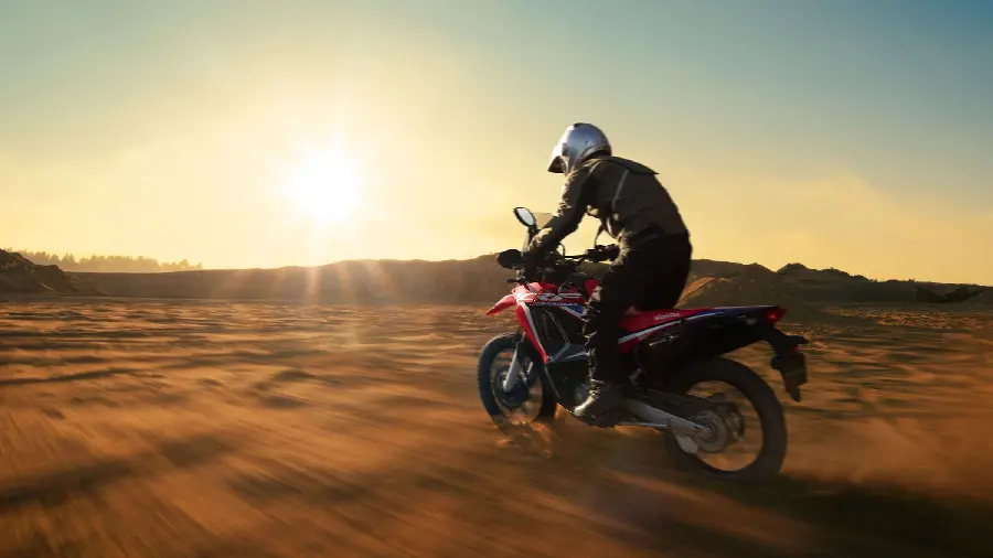 Cool Heavy Sports Motorcycle Wallpaper