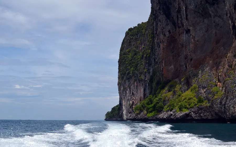 Stone wall by the sea in a full hd view as a background