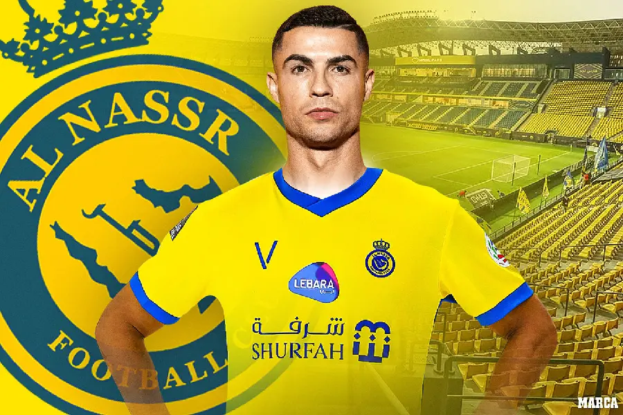 Download CR7 Al Nassr Wallpaper With Yellow Jersey