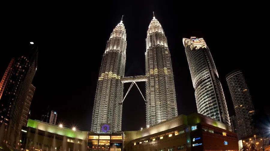 Dreamy Photo of Petronas Twin Towers Kuala Lumpur at Night