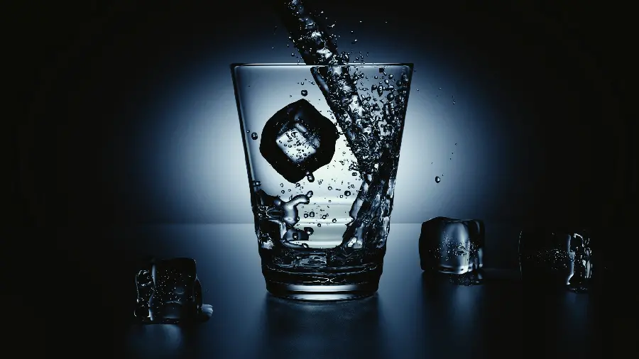 Cool Wallpaper of Water Glass and Ice for Desktop