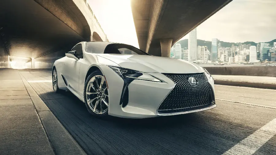 Lexus IS white wallpaper