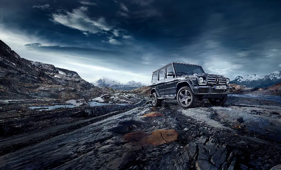 Luxury Mercedes-Benz G Class wallpaper