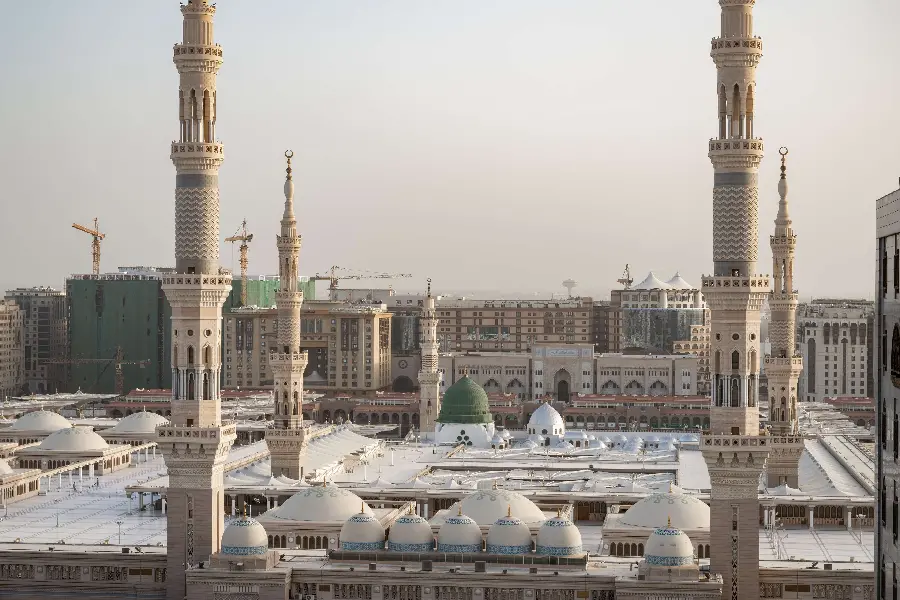 A unique aerial photo of the Prophet's Mosque in the city of Medina