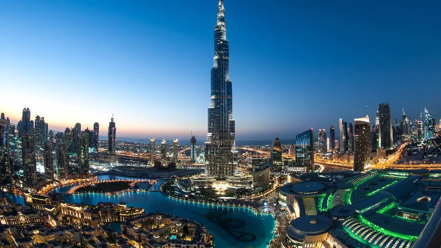Amazing Wallpaper of the Advanced City of Dubai in the UAE