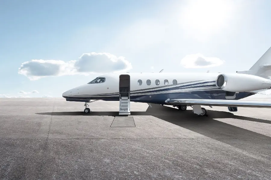 Luxury and Cool Private Jet Photo in High Quality