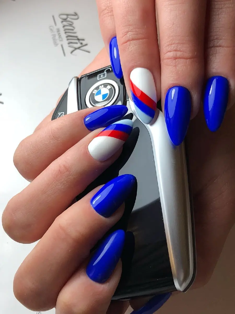 The Most Luxurious Carbon Blue Nail Art Image 2023