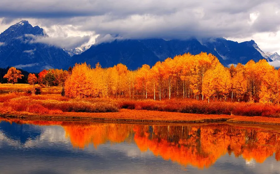 Autumn wallpaper for desktop