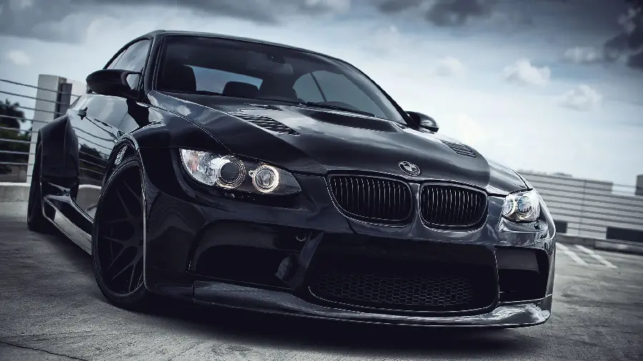 Black BMW Photo