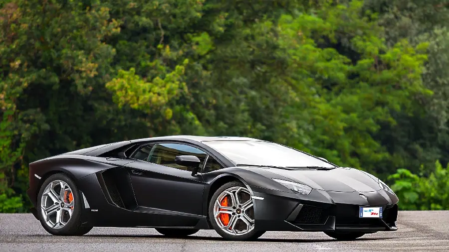 Download Black Lamborghini Car Photo