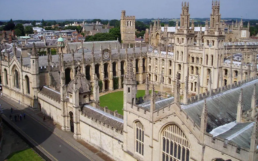 High-quality photo of Oxford University with special HD columns