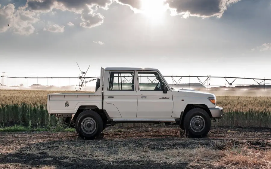 Photo of Toyota Land Cruiser Double Cab 70 Series White