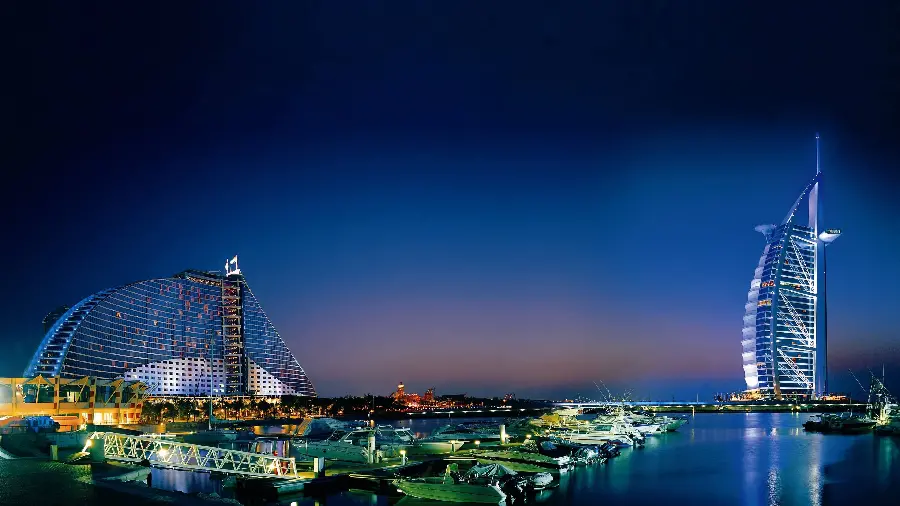 Download the best image of Jumeirah beach at night for Desktop