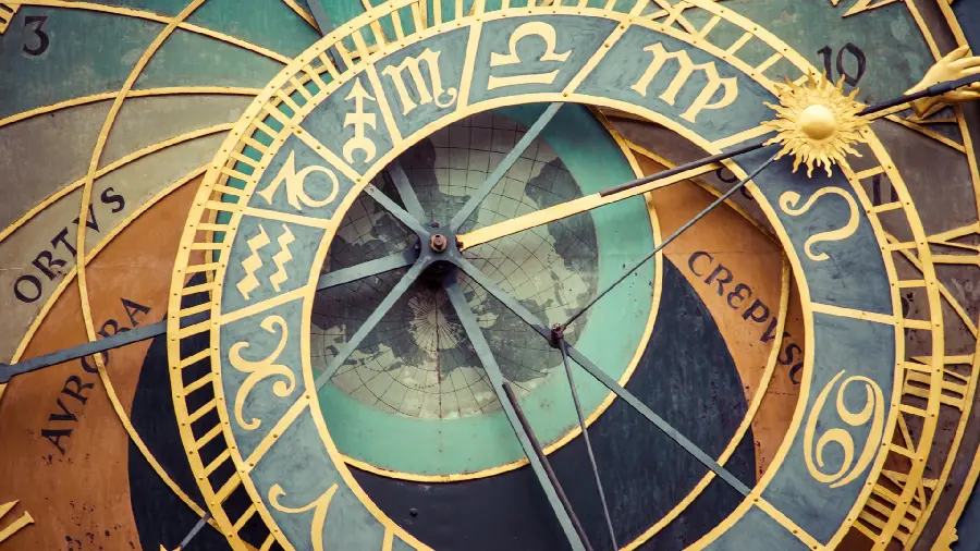 Glamorous masterpiece view of clock for laptop wallpaper