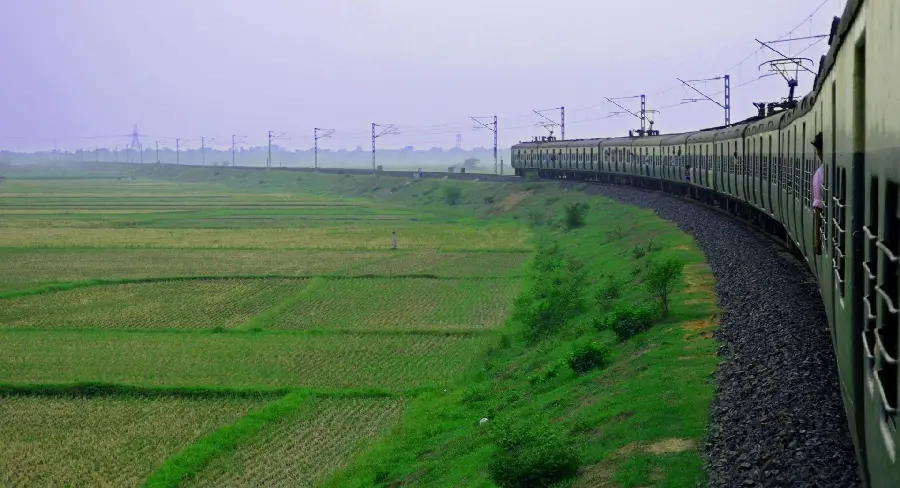 A very beautiful and beautiful image of Indian train in high quality 