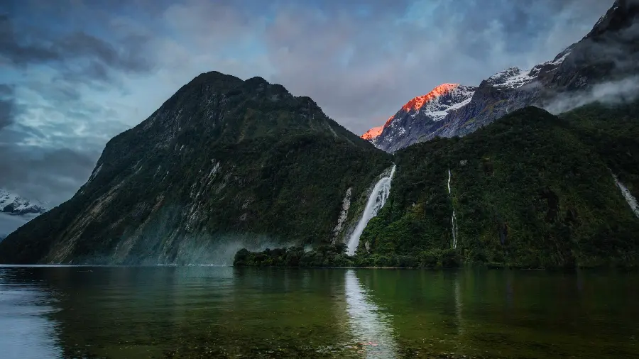 Beautiful nature photo of lovely mountains and rivers in 8k quality