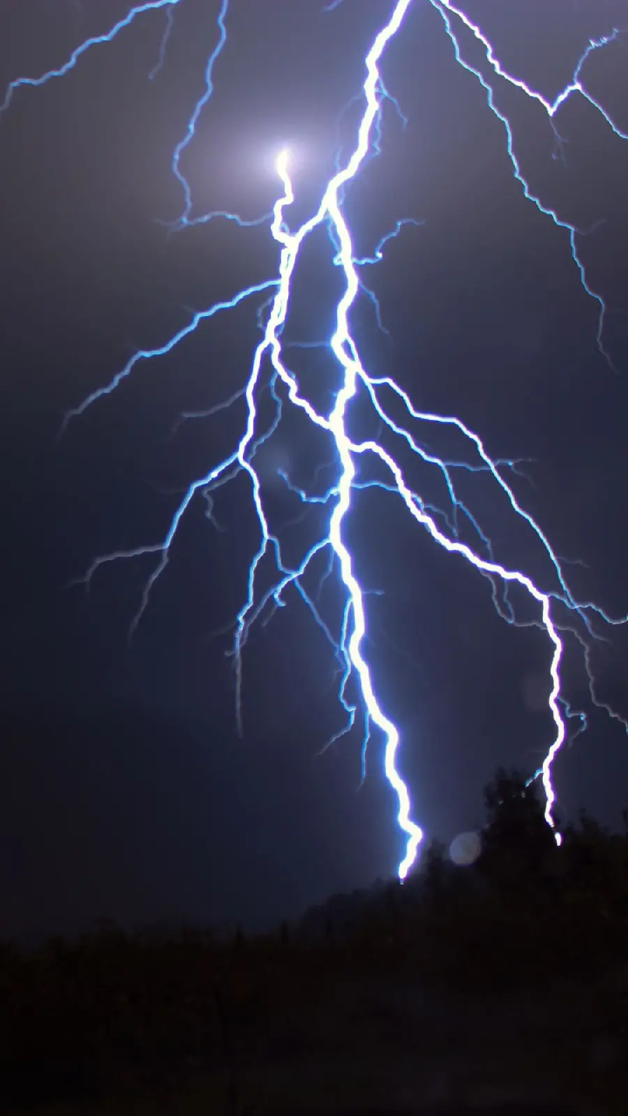 Awesome lightning wallpaper with high quality