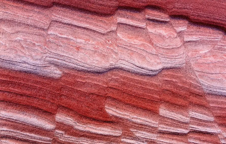 Beautiful and practical texture with a red layered stone design with excellent 4K resolution