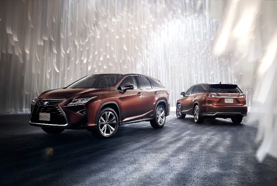 Lexus SUV Wallpaper