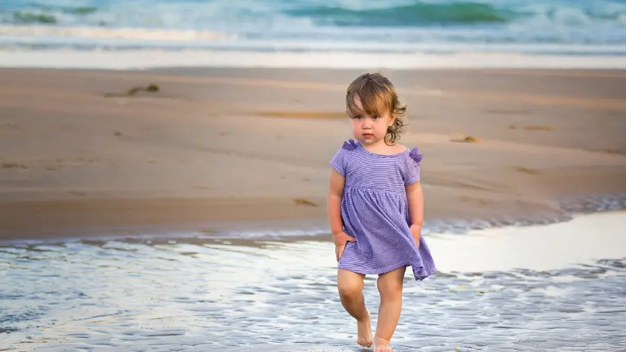The most beautiful photo of a stylish and well-dressed foreign baby girl