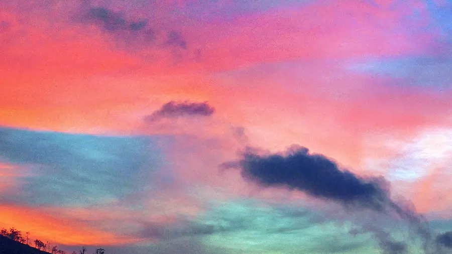 Eye-catching watercolor sky in an artistic and stylish HD frame