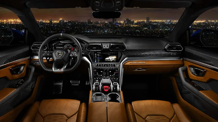 Photo inside the Lamborghini Urus or SUV