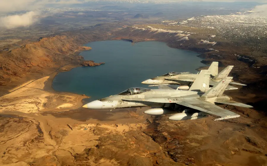 Fighter Jet Wallpaper for Windows 12 Desktop