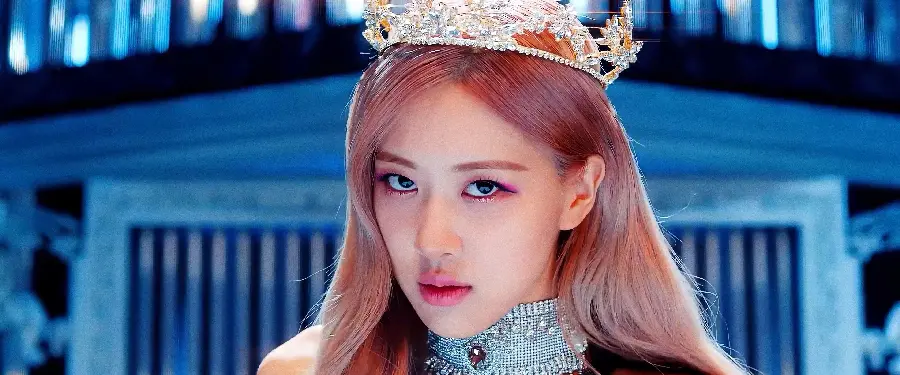 New Black Pink photo of Jennie