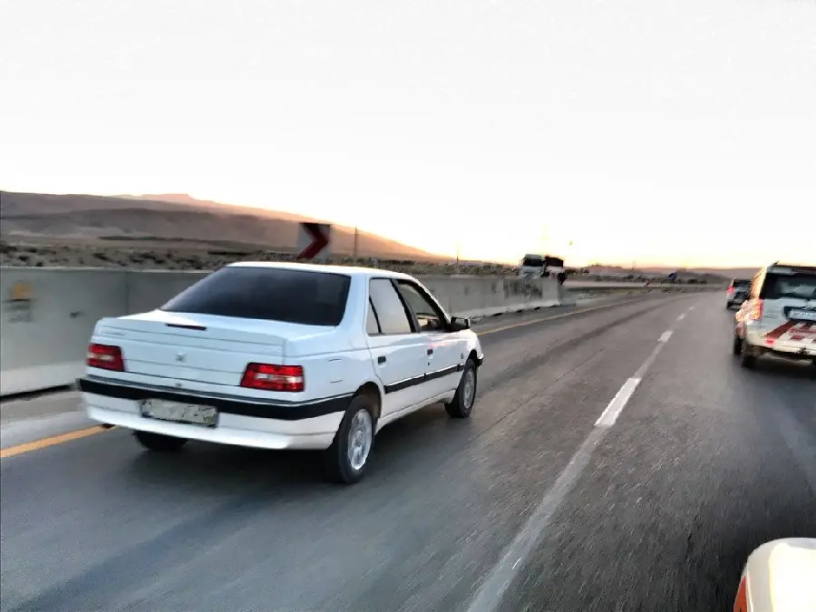 Peugeot slx 4k photo