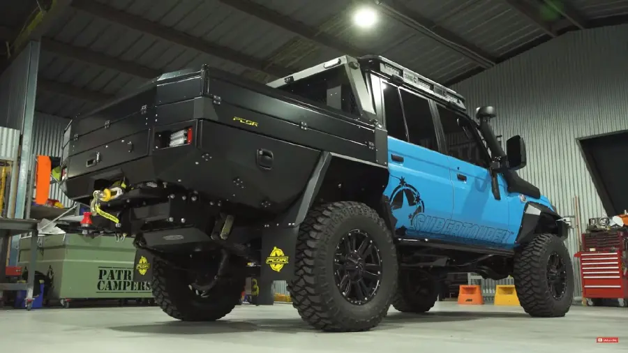 Photo of Toyota Land Cruiser 70 Special Off-Road