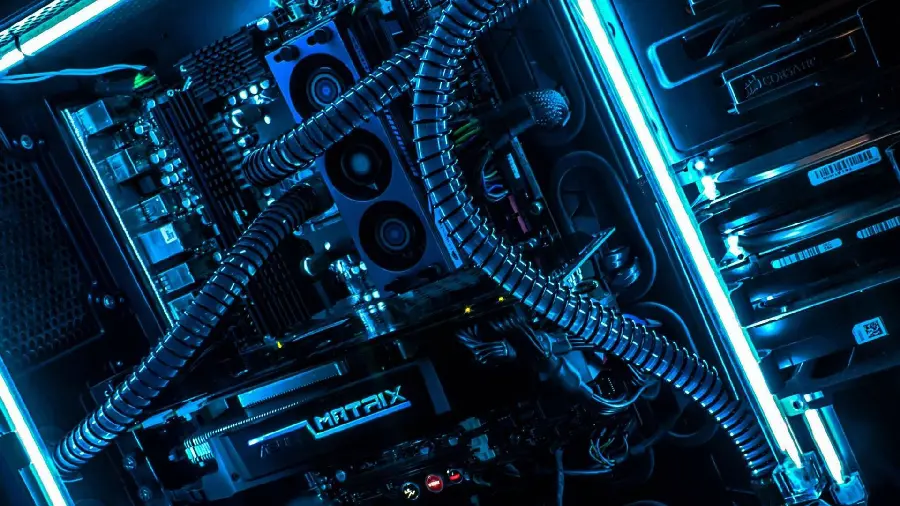 4K Computer Space Wallpaper
