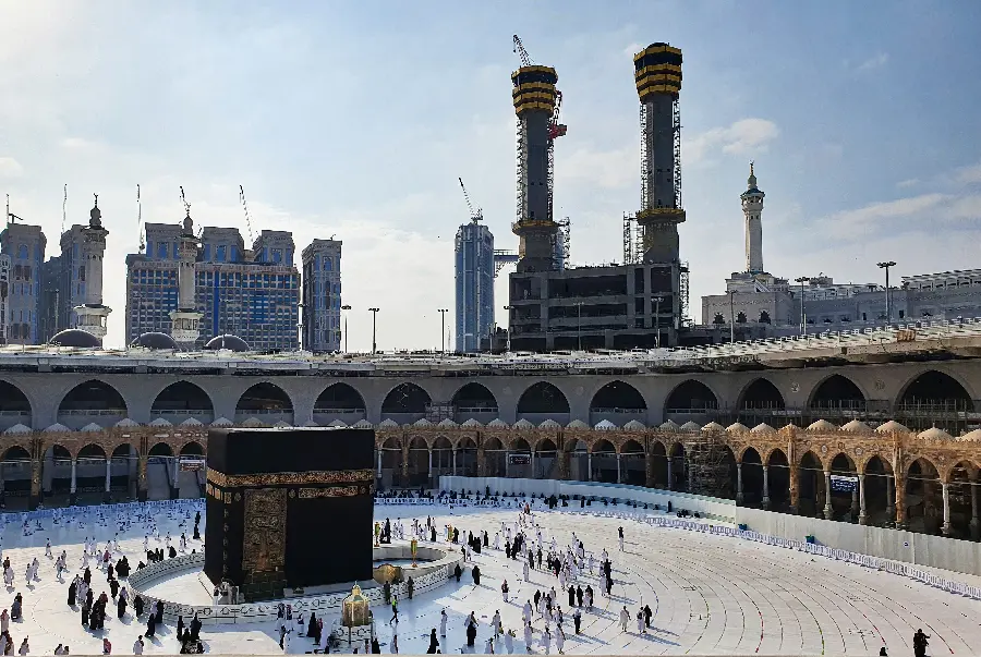 Photo of Mecca and Medina together for Instagram post 1402