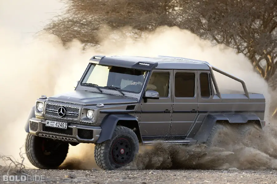 Photo of Mercedes-Benz G63 6*6 off-road
