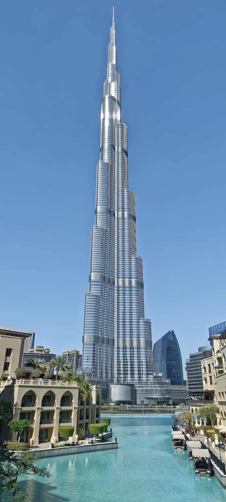 Close-up view of the Burj Khalifa in the Emirates for phone wallpaper