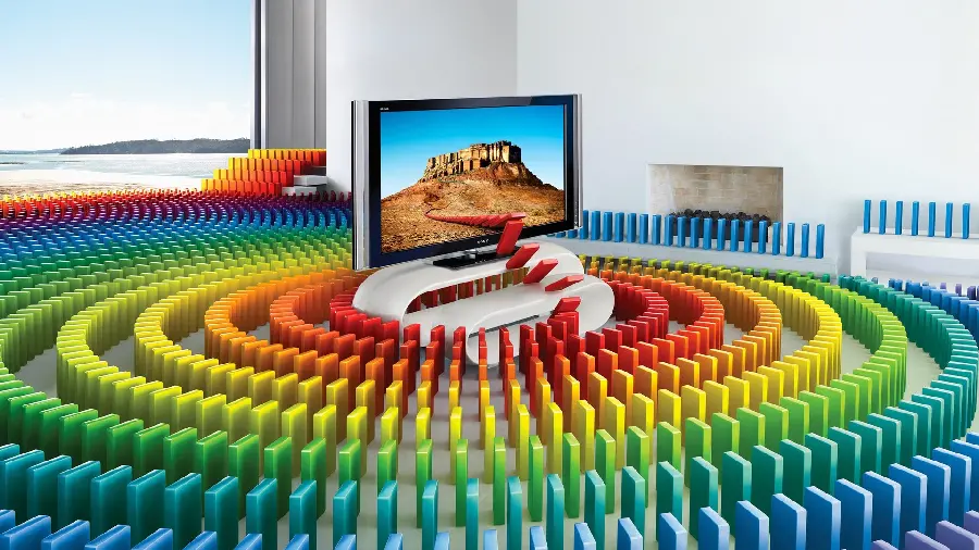 4k Desktop Background with Interesting Rainbow Domino Design