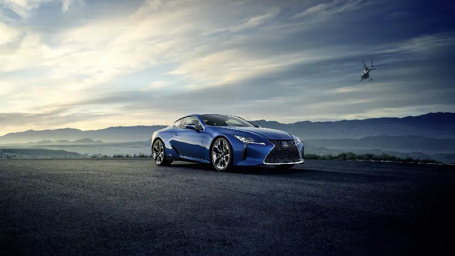 Download Lexus IS Wallpaper 10K