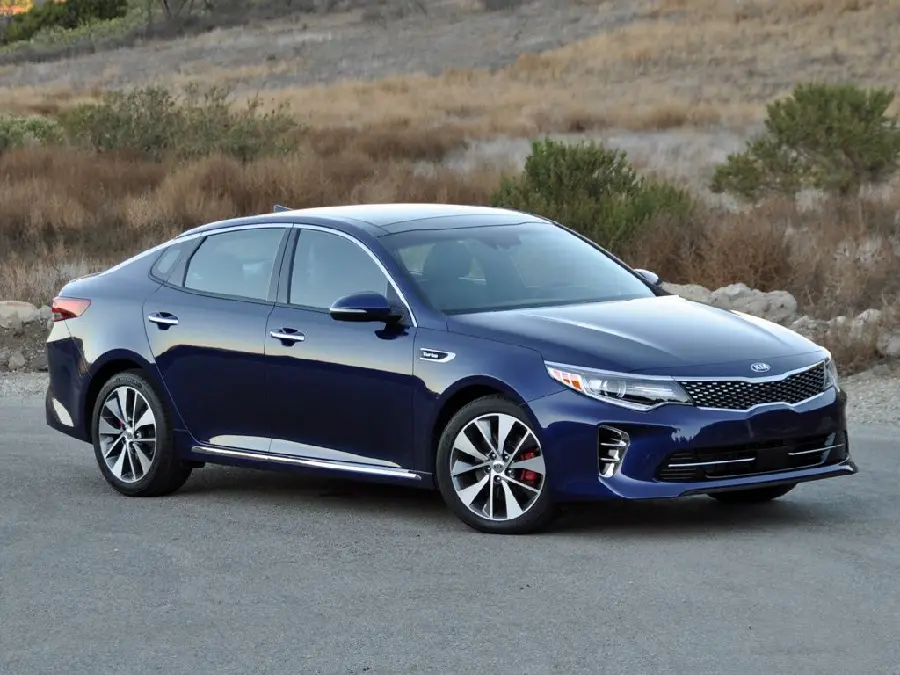 Kia Optima 4K Wallpaper