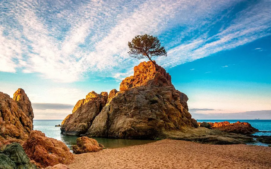 Nature Photo of Rocky Rock on the Beach for High Quality Printing