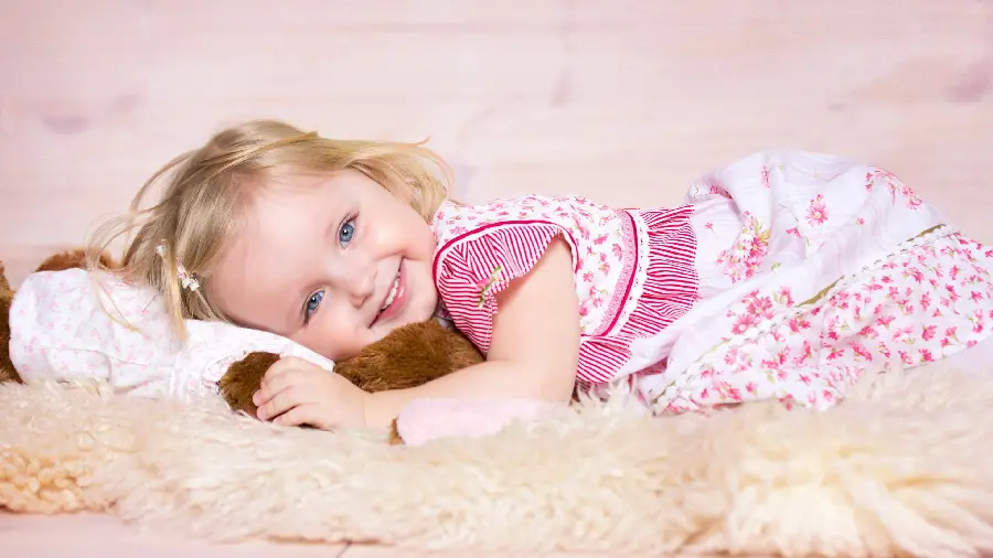 Photo of an American little girl