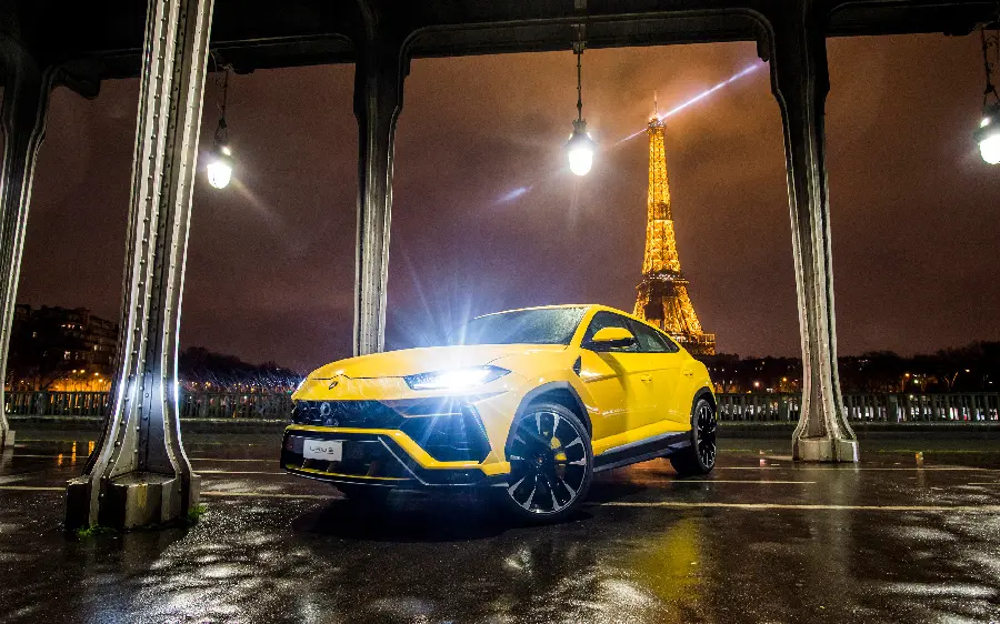 Lamborghini Urus with Eiffel Tower view