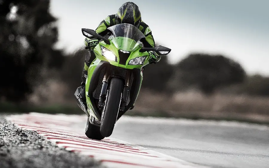 Beautiful Picture of 4K Racing Motorcycle