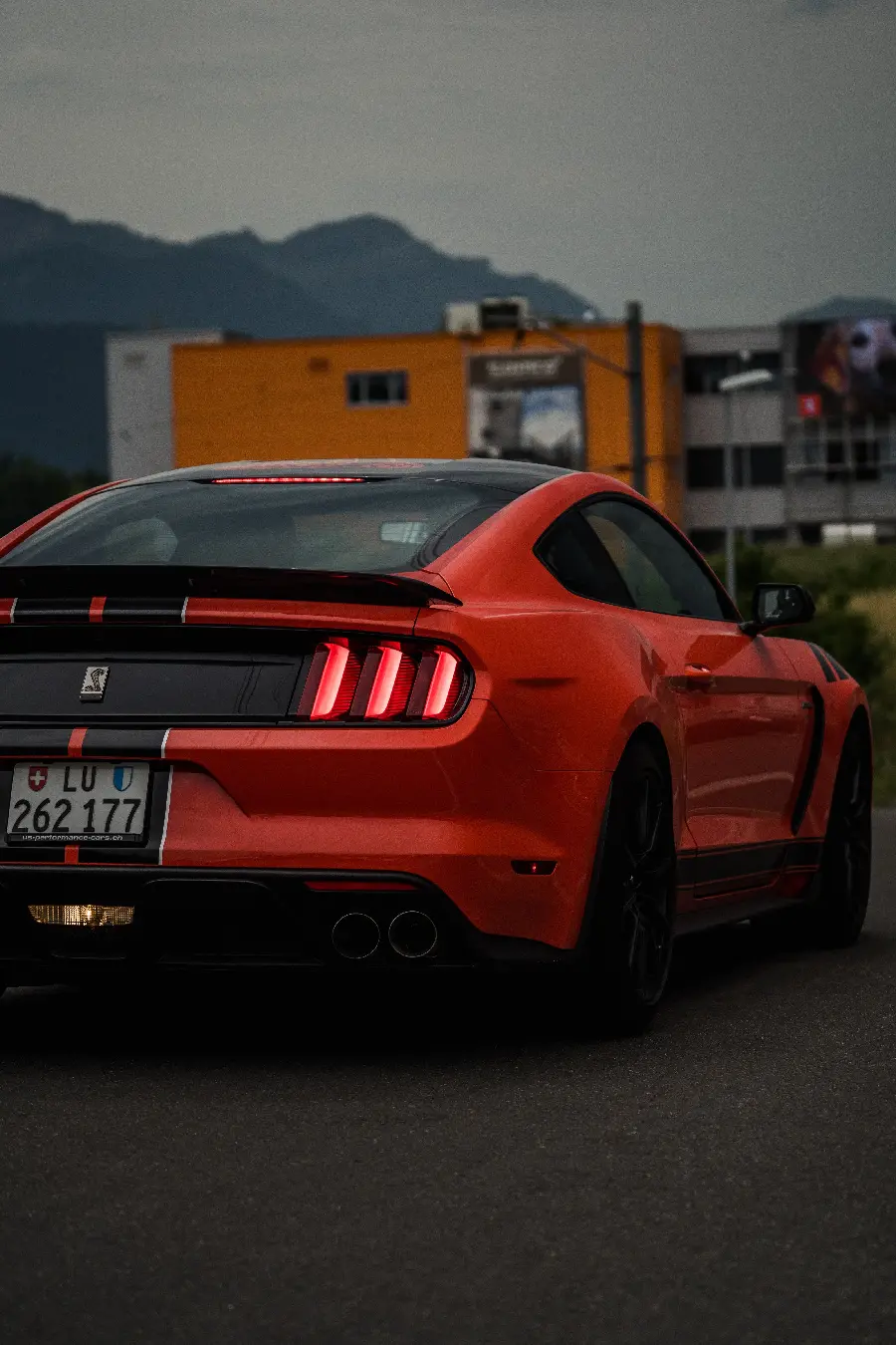 High quality Ford Mustang photo for mobile background