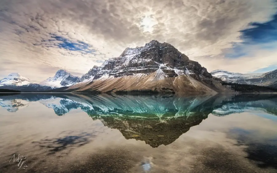 Amazing Nature Reflection Wallpaper in Water 2023